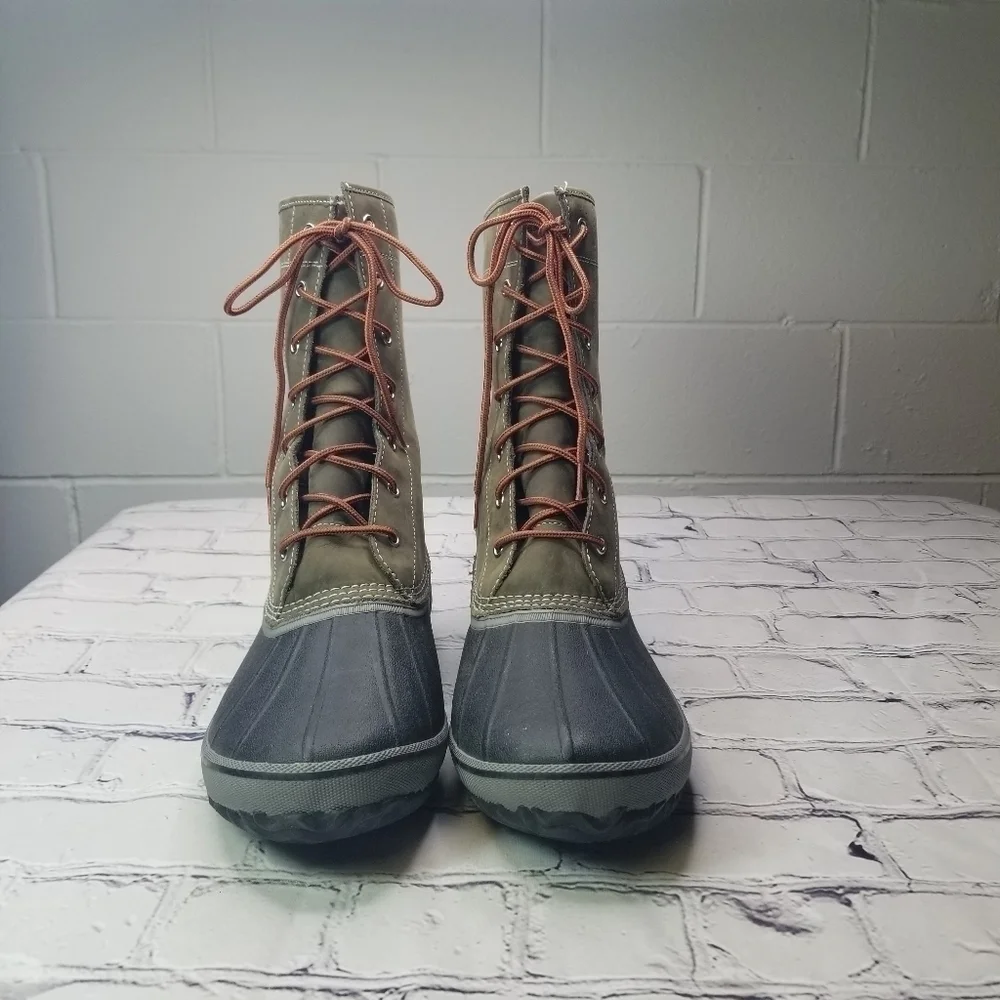 Eddie Bauer Hunt Pack rain duck boots
